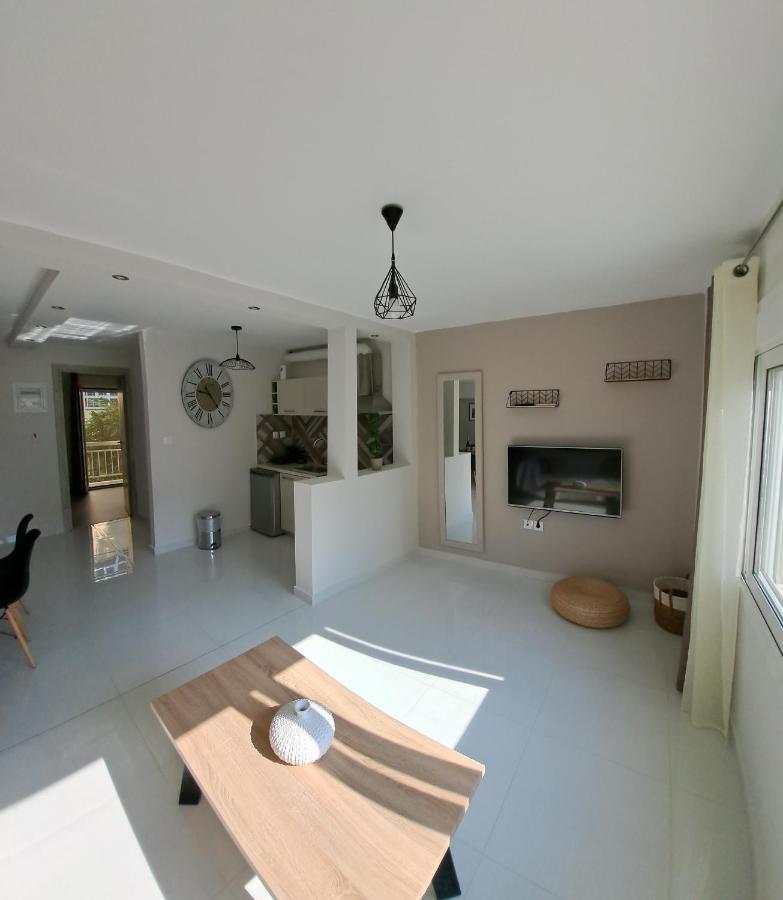 Xylokastro Cozy Apartment المظهر الخارجي الصورة